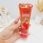 اسکراب و لایه بردار کوچک کننده منافذ رایحه توت فرنگی برند وکالی کد 770