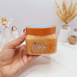 اسکراب شنی رایحه ویتامین سی برند راکو فوق العاده با کیفیت کد 1305