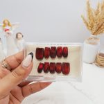 ناخن مصنوعی با مواد کاشت مدل آیس رنگ زرشکی و مشکی (به همراه پک اختصاصی)