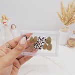 ناخن مصنوعی با مواد کاشت مدل گاوی رنگ سبز (به همراه پک اختصاصی)