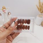 ناخن مصنوعی با مواد کاشت مدل آمبره قهوه ای (به همراه پک اختصاصی)